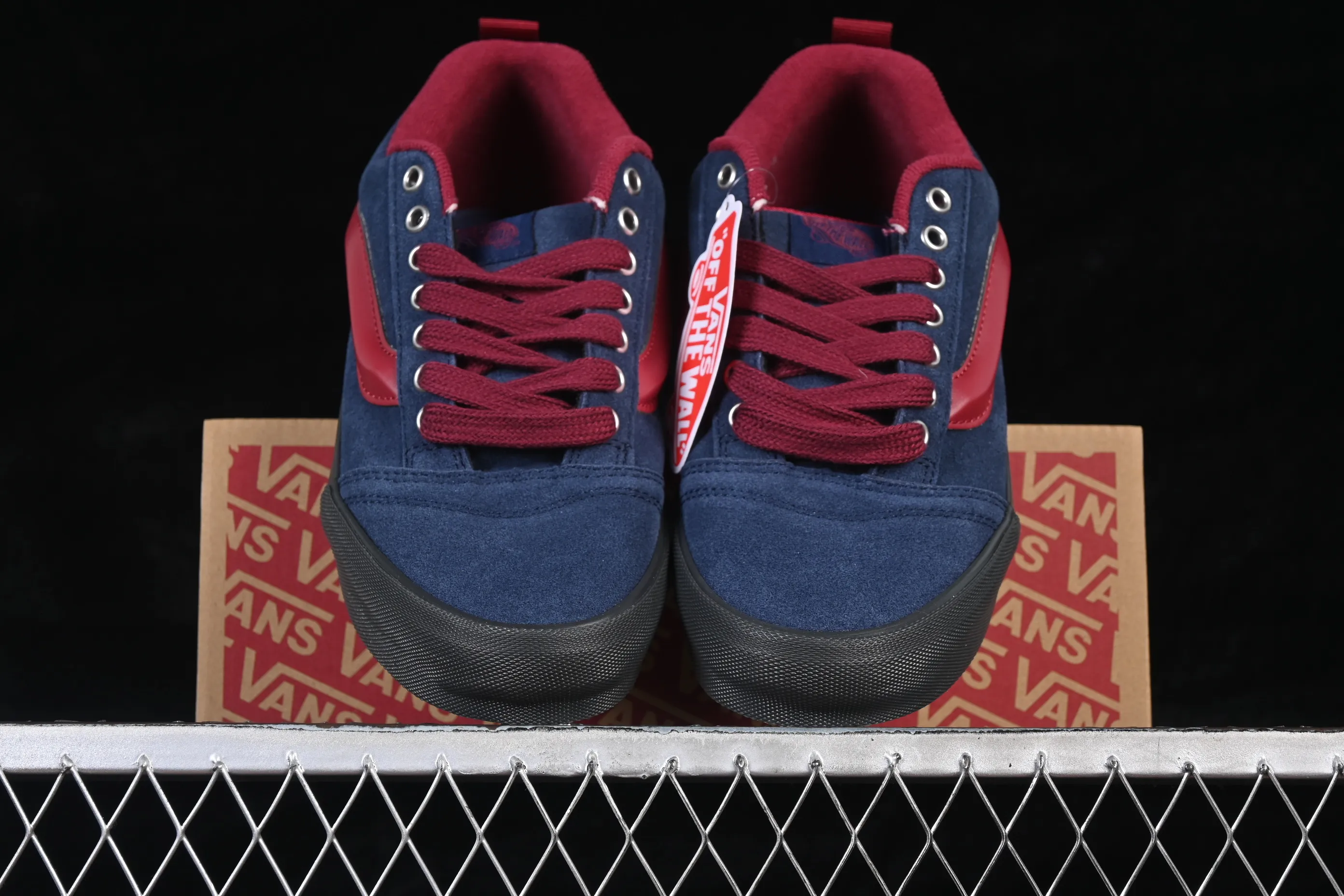All categories Vans Vans series Vans Low Vans low-top Vans Sku-Skool Vans official low-top casual sneakers VN009QCBDAK